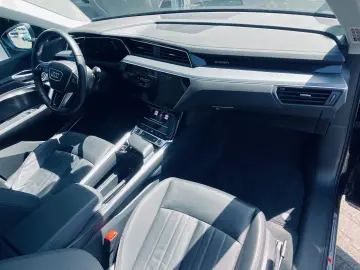 AUDI e-tron 55 Quat S LINE LUFT LED NAVI SHZ KAM B&O