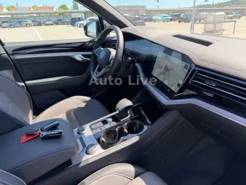 VW Touareg 3.0 TSI R LINE BlackS PAN MATRI LUFT VOL