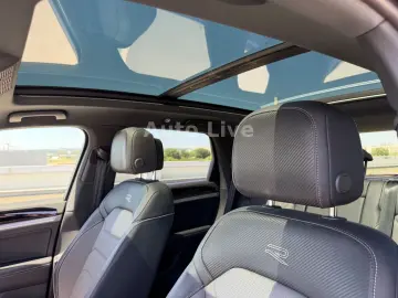 VW Touareg 3.0 TSI R LINE BlackS PAN MATRI LUFT VOL