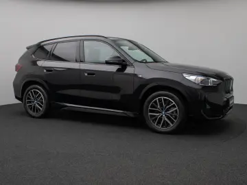 BMW iX1 xD30 M Sport Kamera DAB DrivAssist Komfort