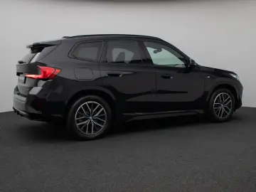 BMW iX1 xD30 M Sport Kamera DAB DrivAssist Komfort