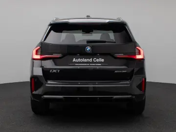 BMW iX1 xD30 M Sport Kamera DAB DrivAssist Komfort