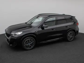 BMW iX1 xD30 M Sport Kamera DAB DrivAssist Komfort