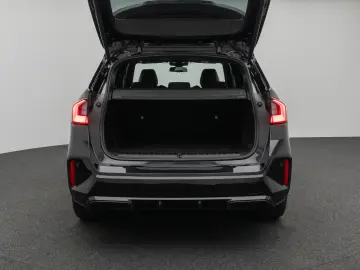 BMW iX1 xD30 M Sport Kamera DAB DrivAssist Komfort