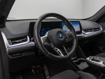 BMW iX1 xD30 M Sport Kamera DAB DrivAssist Komfort