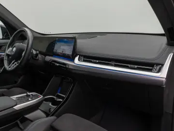BMW iX1 xD30 M Sport Kamera DAB DrivAssist Komfort