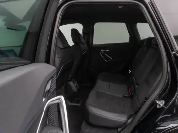 BMW iX1 xD30 M Sport Kamera DAB DrivAssist Komfort