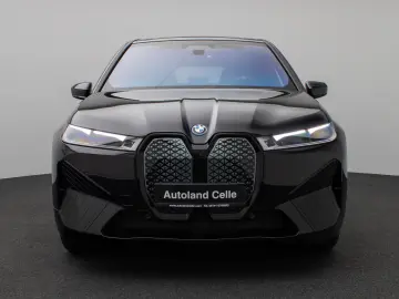 BMW iX M60 Panorama 360 Laser B&W SoftCl Massage 22