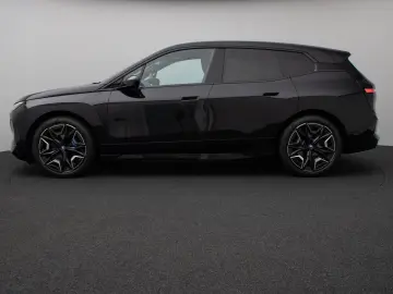 BMW iX M60 Panorama 360 Laser B&W SoftCl Massage 22