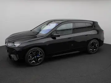 BMW iX M60 Panorama 360 Laser B&W SoftCl Massage 22