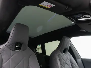 BMW iX M60 Panorama 360 Laser B&W SoftCl Massage 22