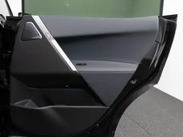BMW iX M60 Panorama 360 Laser B&W SoftCl Massage 22
