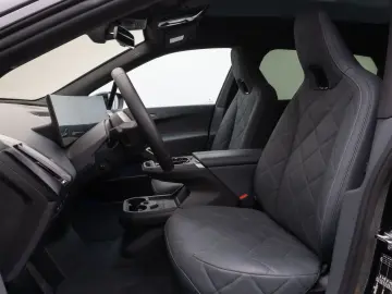 BMW iX M60 Panorama 360 Laser B&W SoftCl Massage 22