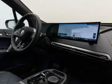 BMW iX M60 Panorama 360 Laser B&W SoftCl Massage 22
