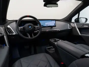 BMW iX M60 Panorama 360 Laser B&W SoftCl Massage 22