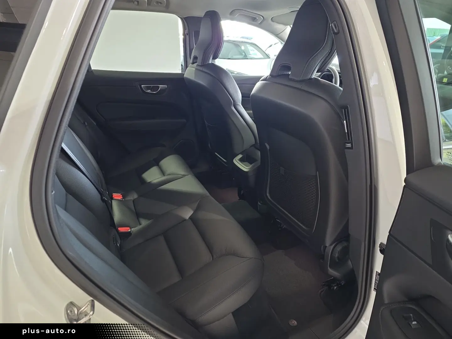 VOLVO XC60 B4 (D) Inscription AWD Leder Kamera WinterP