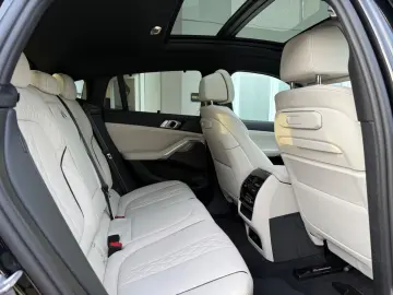 BMW X6 30 d xDrive M Sport Sky Luft