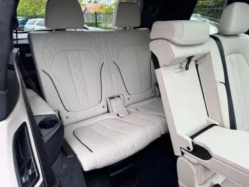 BMW xDrive 40d M Sport Sky L Integral AHK Massage 23