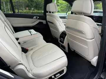 BMW xDrive 40d M Sport Sky L Integral AHK Massage 23