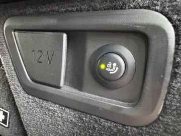 BMW xDrive 40d M Sport Sky L Integral AHK Massage 23