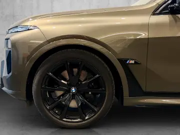 BMW X7 M60 i Softclose