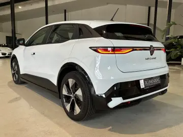RENAULT Megane E-TECH Techno 220  2XVerfügbar ACC Kam.