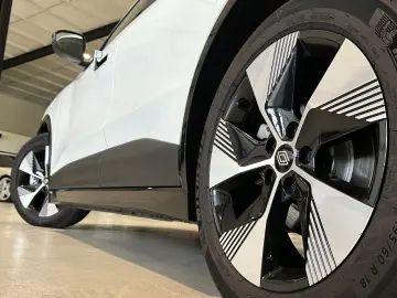 RENAULT Megane E-TECH Techno 220  2XVerfügbar ACC Kam.