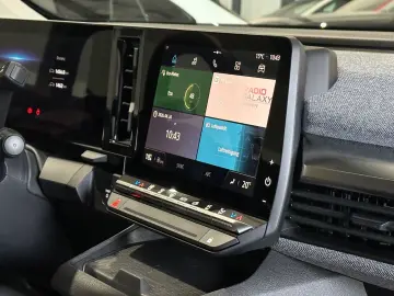 RENAULT Megane E-TECH Techno 220  2XVerfügbar ACC Kam.