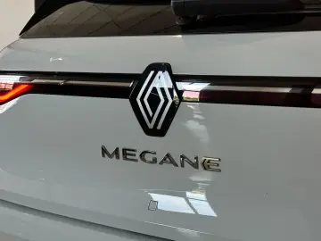RENAULT Megane E-TECH Techno 220  2XVerfügbar ACC Kam.
