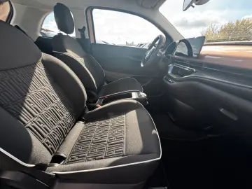FIAT 500e  Große Batterie Carplay Schnellladefunktion