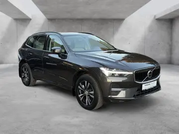 VOLVO XC60 B4 AWD Momentum Pro LEDER   GOOGLE MAPS   K