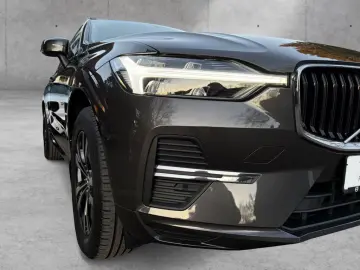 VOLVO XC60 B4 AWD Momentum Pro LEDER   GOOGLE MAPS   K