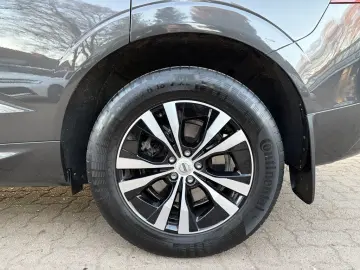 VOLVO XC60 B4 AWD Momentum Pro LEDER   GOOGLE MAPS   K