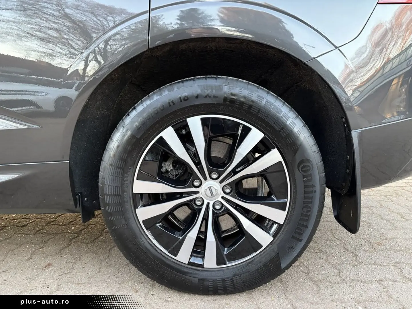 VOLVO XC60 B4 AWD Momentum Pro LEDER   GOOGLE MAPS   K
