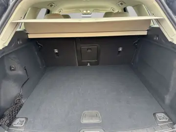 VOLVO XC60 B5 AWD Leder-Beige ACC BLIS