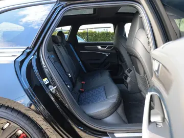 AUDI RS6 Avant performance MTL. AB 1.395 - EUR  AHK