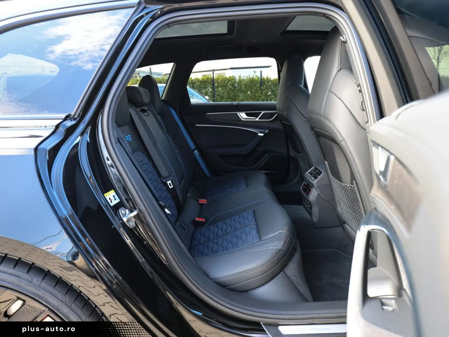 AUDI RS6 Avant performance MTL. AB 1.395 - EUR  AHK