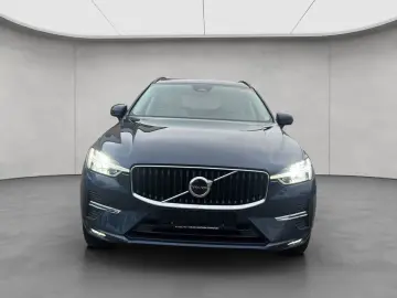 VOLVO XC60 B5 B AWD Core  Leder  Driver Assistance
