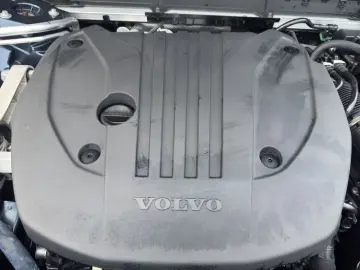 VOLVO XC60 B5 B AWD Core  Leder  Driver Assistance