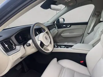 VOLVO XC60 B5 AWD Aut Leder-Beige Voll-LED 19'&…
