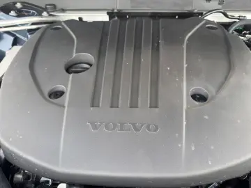 VOLVO XC60 B5 AWD Aut Leder-Beige Voll-LED 19'&…