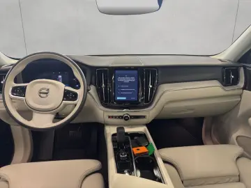 VOLVO XC60 B5 B AWD Core  Leder   Driver Assistance