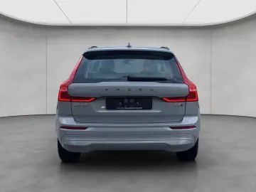 VOLVO XC60 B5 B AWD Core
