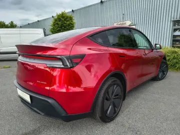 TESLA Model Y Long Range AWD MwSt. Tesla Gar. Weiß