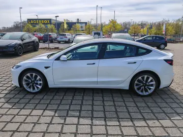 TESLA Model 3 Long Range AWD   AHK   19