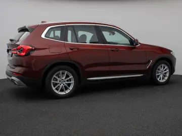 BMW X3 xD30e Kamera HUD DAB AHK Sport Komfort Leder