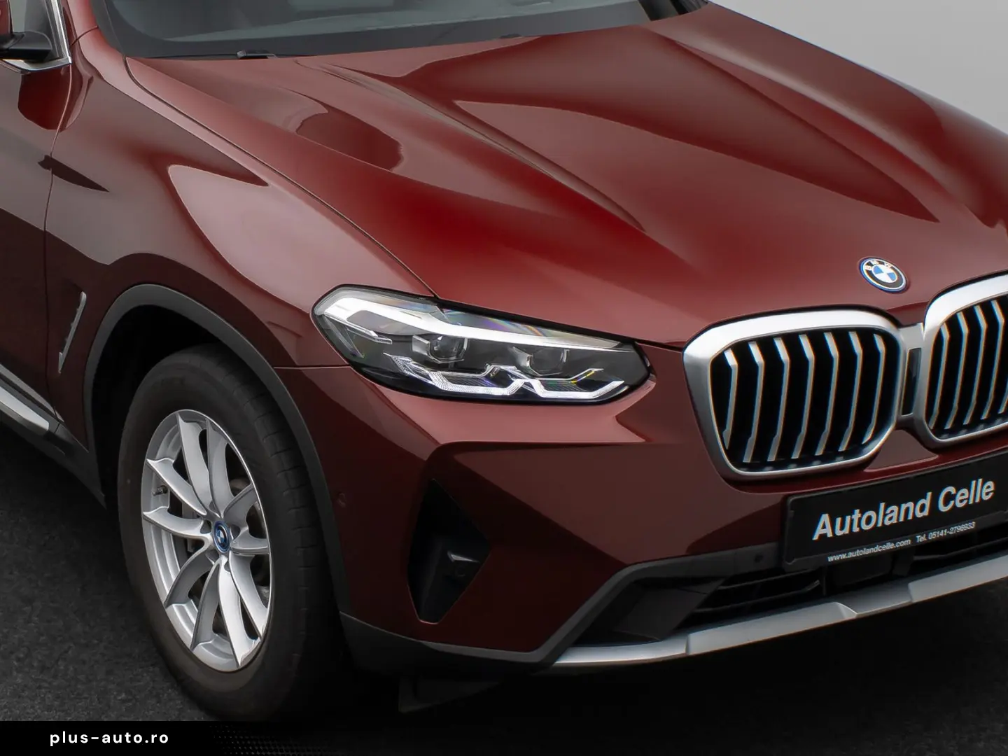 BMW X3 xD30e Kamera HUD DAB AHK Sport Komfort Leder