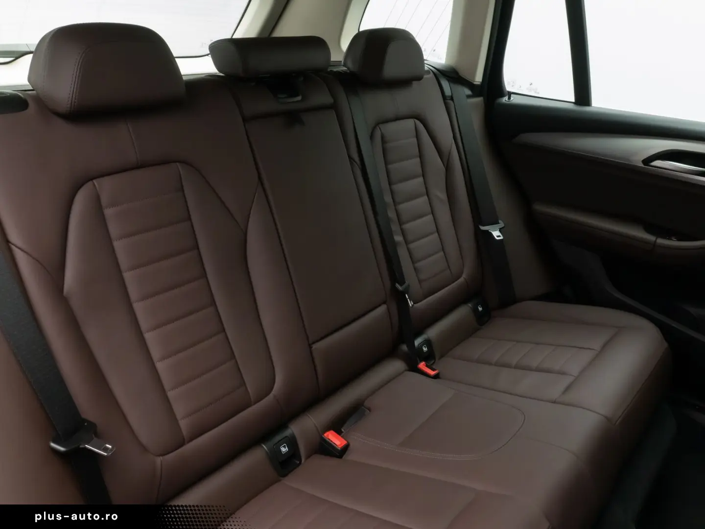 BMW X3 xD30e Kamera HUD DAB AHK Sport Komfort Leder