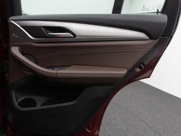 BMW X3 xD30e Kamera HUD DAB AHK Sport Komfort Leder