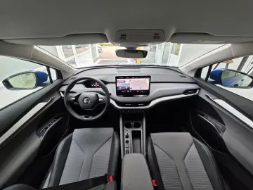 SKODA Enyaq 60 Loft Wärmepumpe Rückfahrkamera LED